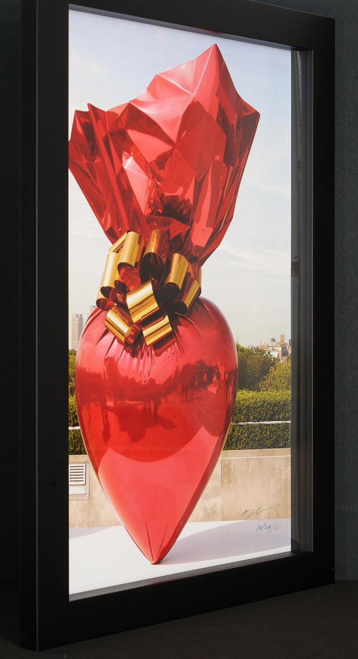 Jeff Koons – Sacred Heart (Red/Gold)