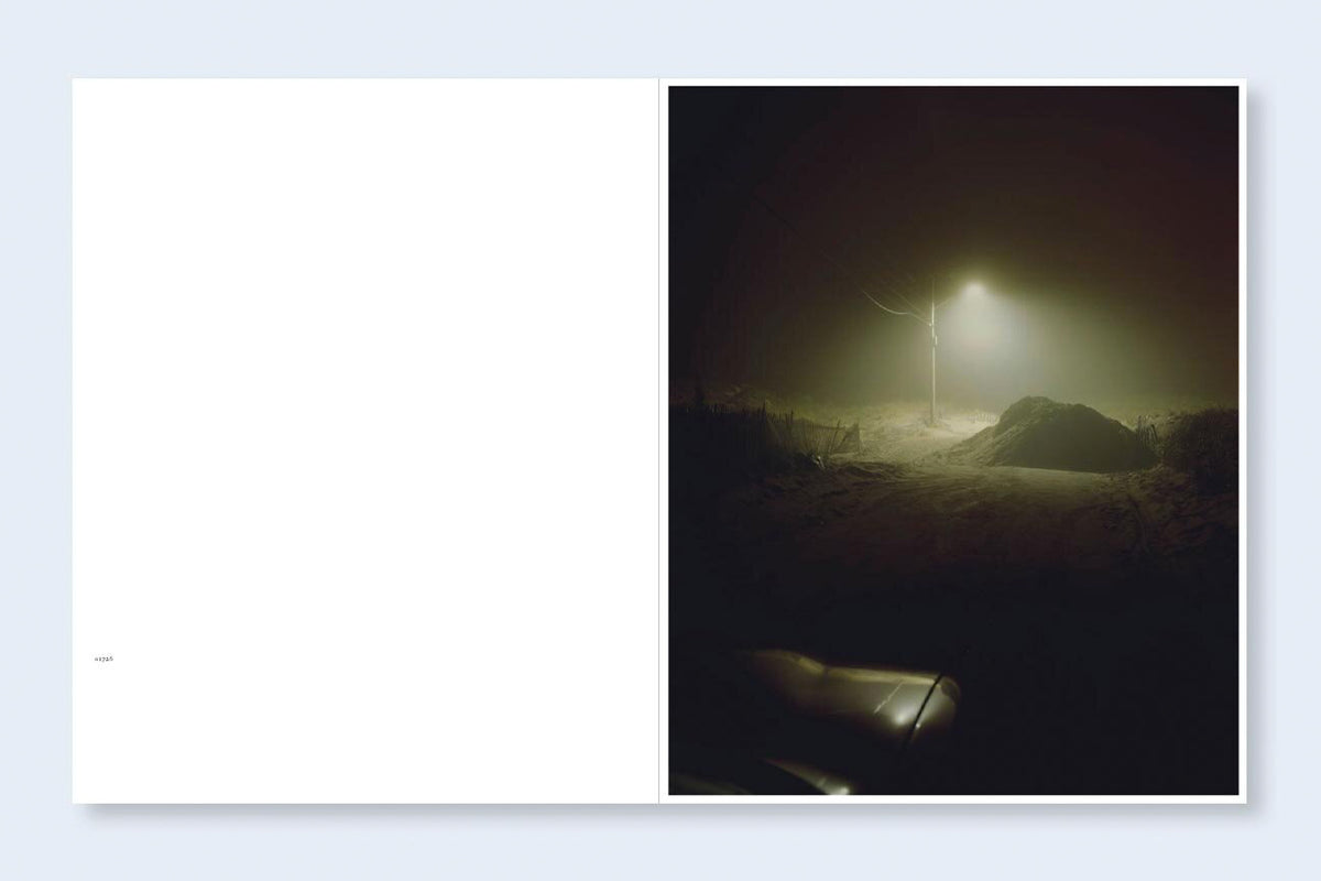 Todd Hido – Outskirts (sign. num.)