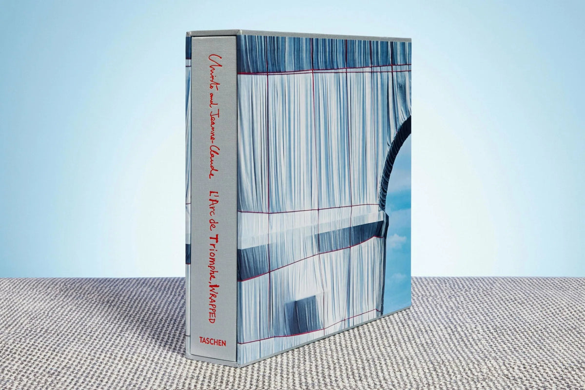 Christo and Jeanne-Claude - L'Arc de Triomphe, Wrapped, Paris