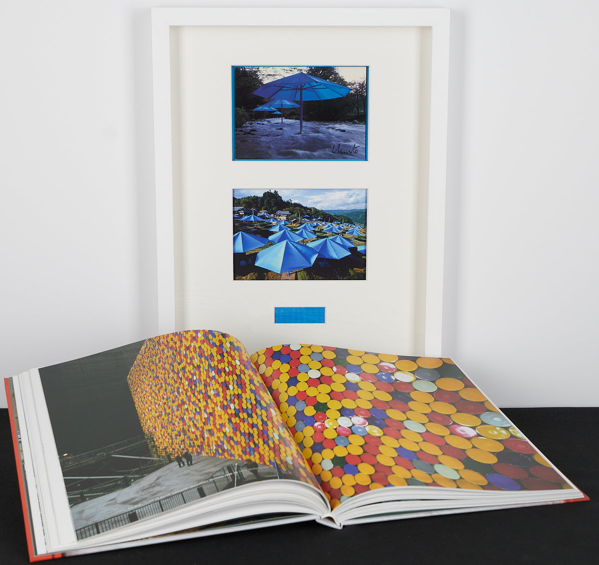 Christo & Jeanne Claude - The Umbrellas, Japan - USA