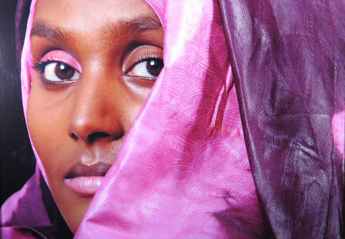 Angèle Etoundi Essamba - Voilée de Rose